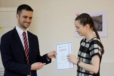 Школьники из Казахстана получили награды Международной олимпиады Высшей школы экономики