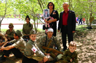 9 мая в городе Актобе прошли мероприятия посвященные Дню Победы. АРЦ «Славяне» приняли активное участие на разных площадках города