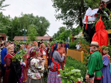 В Усть-Каменогорске состоялся международный фестиваль русского традиционного фольклора «Беловодье»