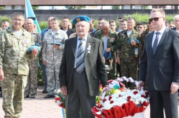 Ветеранские организации Уральска отметили День ВДВ