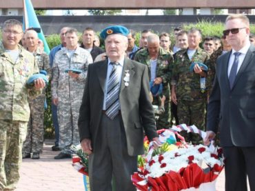 Ветеранские организации Уральска отметили День ВДВ