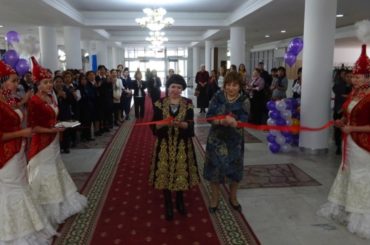 Выставка из фондов Российской государственной библиотеки искусств в Алматы
