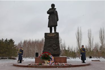 В День Неизвестного солдата в Нур-Султане говорили о бессмертном подвиге советского народа