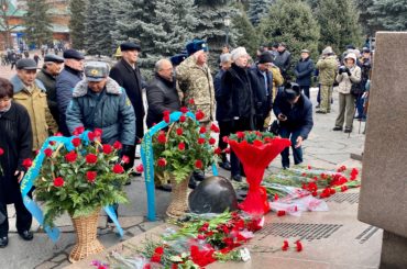 В Алматы почтили память павших воинов-интернационалистов