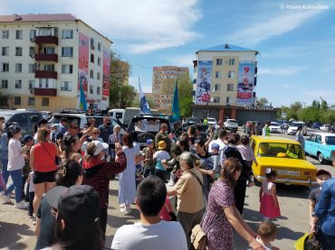 В Атырау состоялся автопробег, посвященный Дню Победы (видео)