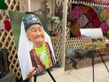 Сразу нескольким важным событиям посвящена выставка башкирских фотографов, открывшаяся в Доме дружбы в Нур-Султане