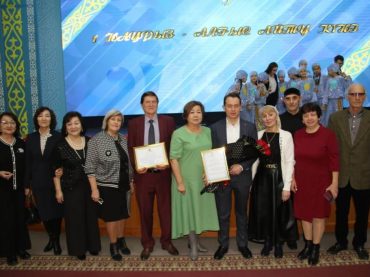 1 марта — в день создания Ассамблеи народа Казахстана весь казахстанский народ отмечает День благодарности.
