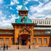 Верненские улочки: прогулка сквозь историю.