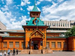 Верненские улочки: прогулка сквозь историю.