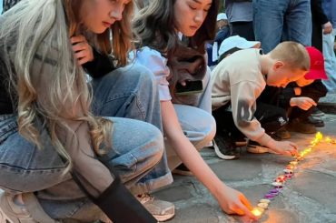 Представители славянского этнокультурного объединения «Оберег» района Алтай – провели ряд патриотических мероприятий, посвящённых памяти героев Великой Отечественной войны.