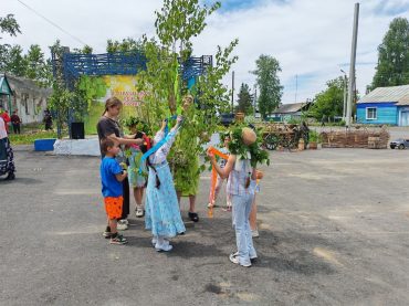 Народный праздник Троица